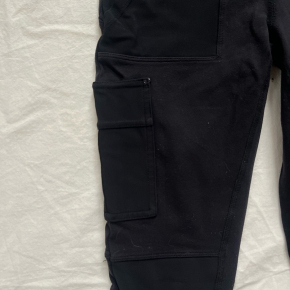 Alo Black Bottoms - Picture 5 of 7